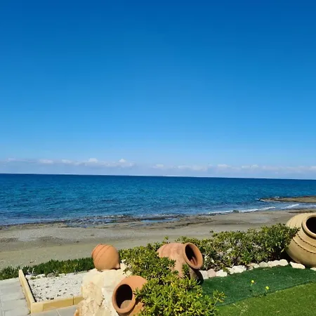Luxury Beachfront With A Pool * Agia Marina (Northern Cyprus)