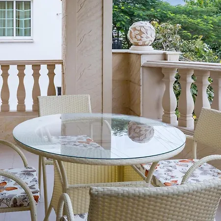 בית נופש Luxury Beachfront With A Pool *