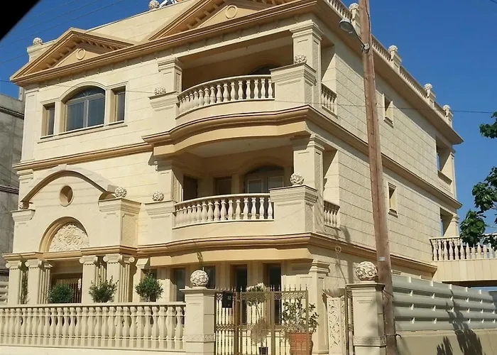 度假居 Luxury Beachfront With A Pool *