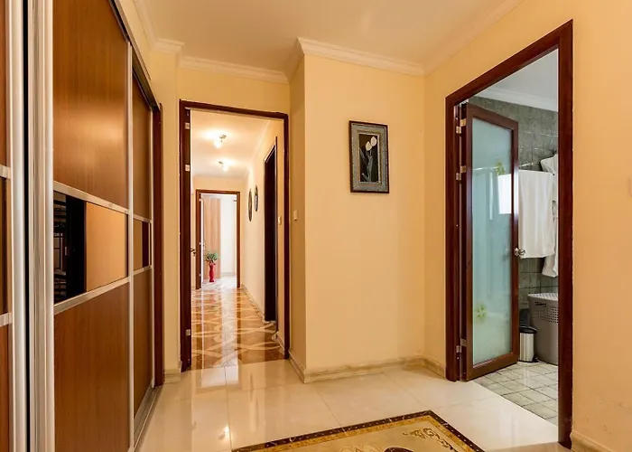 Luxury Beachfront With A Pool *