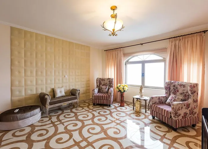 Luxury Beachfront With A Pool Ayia Marina