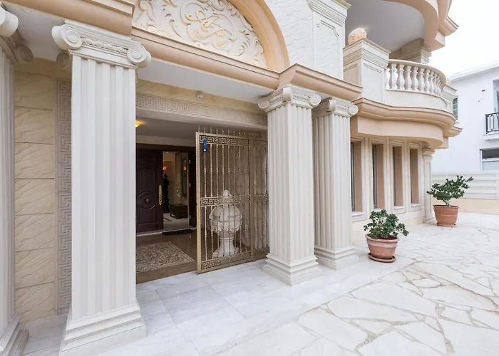 別荘 Luxury Beachfront With A Pool *