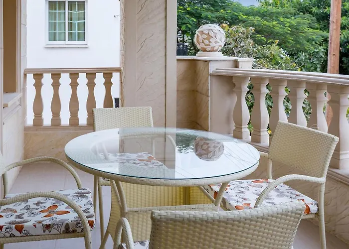 度假居 Luxury Beachfront With A Pool *