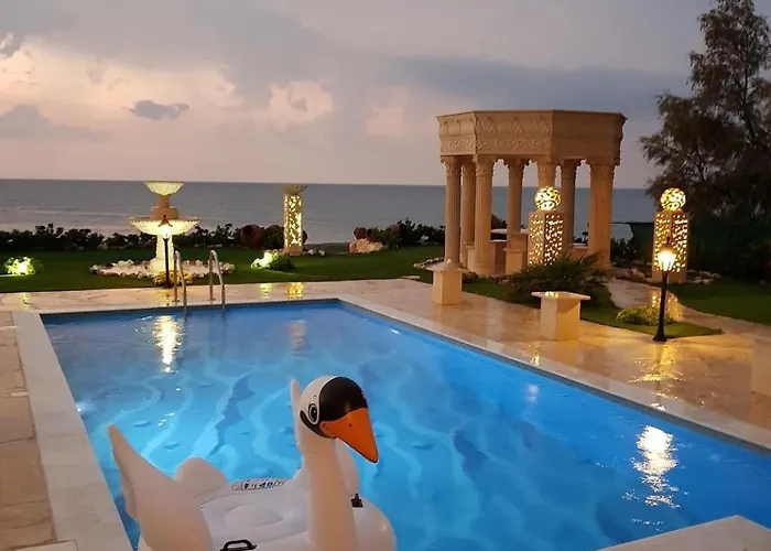 Luxury Beachfront With A Pool Ayia Marina