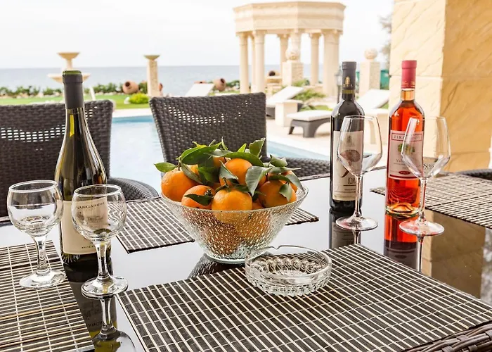 Luxury Beachfront With A Pool