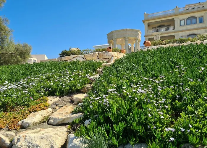 度假居 Luxury Beachfront With A Pool *